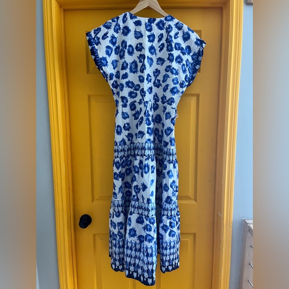 Abercrombie & Fitch Blue and White Patterned Summer Dress - Picture 7 of 11